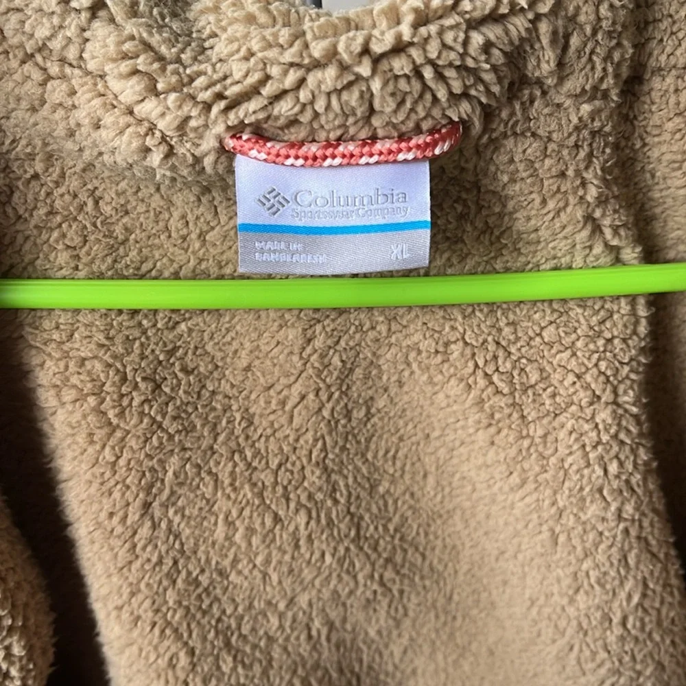 Columbia Jacket - Picture 5 of 7